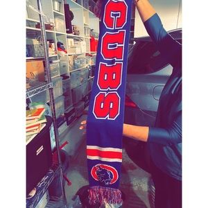 Cubs Scarf with Fringe